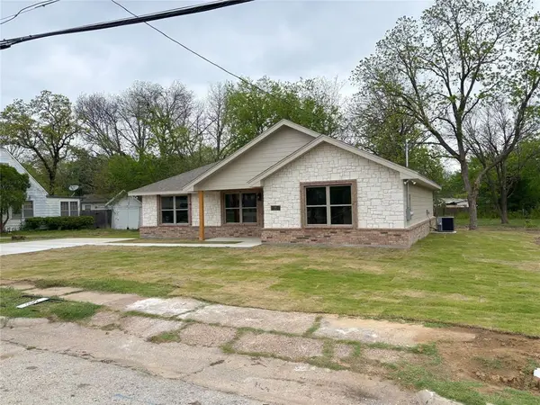 307 Elba Street, Bowie, TX 76230