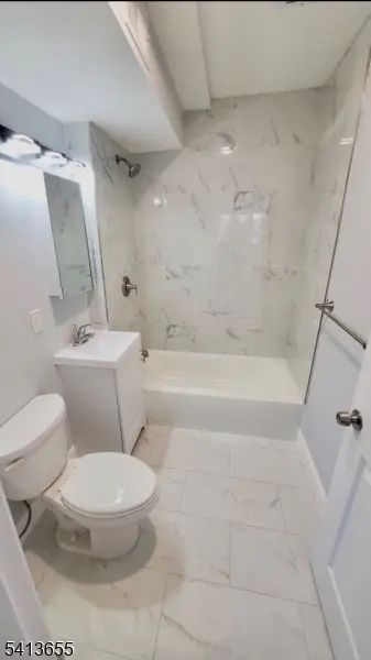 80 S Devine St, Newark City, NJ 07106