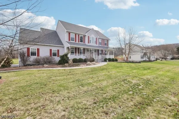 32 Bailey Park Dr, Frankford Twp., NJ 07822