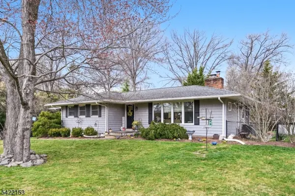 157 Oakwood Ave, North Haledon Boro, NJ 07508