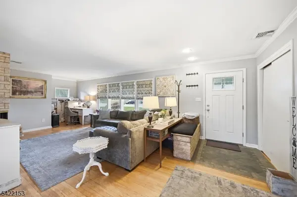 157 Oakwood Ave, North Haledon Boro, NJ 07508