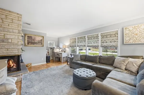 157 Oakwood Ave, North Haledon Boro, NJ 07508