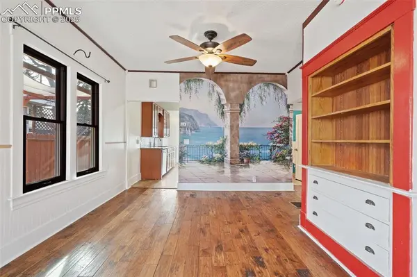 219 E Jefferson ST, Colorado Springs, CO 80907