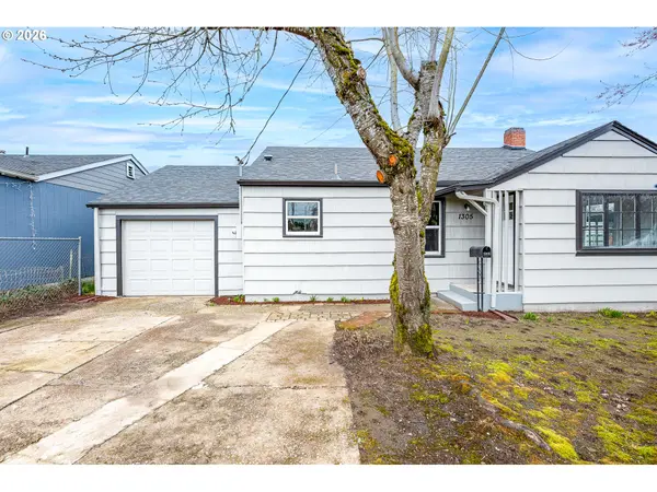 1305 S 2ND ST, Lebanon, OR 97355