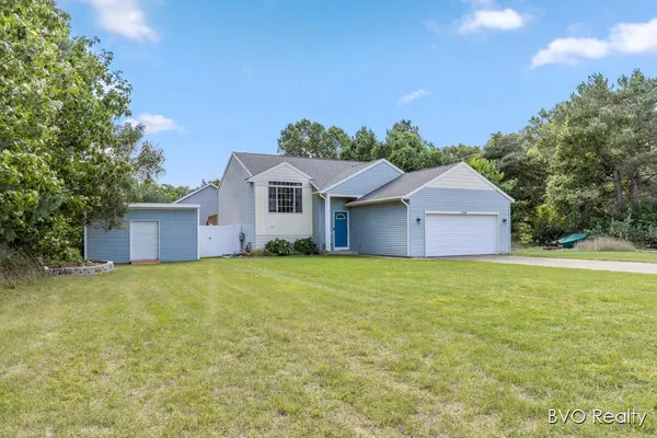 15448 Meadowlark DR, Grand Haven Twp, MI 49417