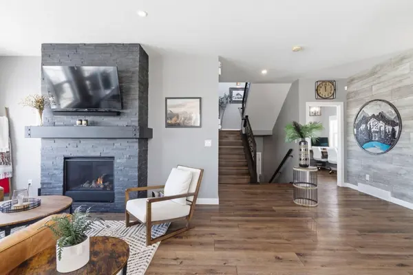 48229 365 AVE E, Rural Foothills County, AB T1S 5W8