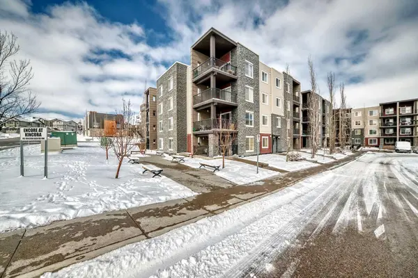 195 Kincora Glen RD NW #111, Calgary, AB T3R0S3