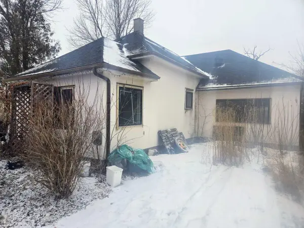 4802 47 Street, Stettler, AB T0C 2L2