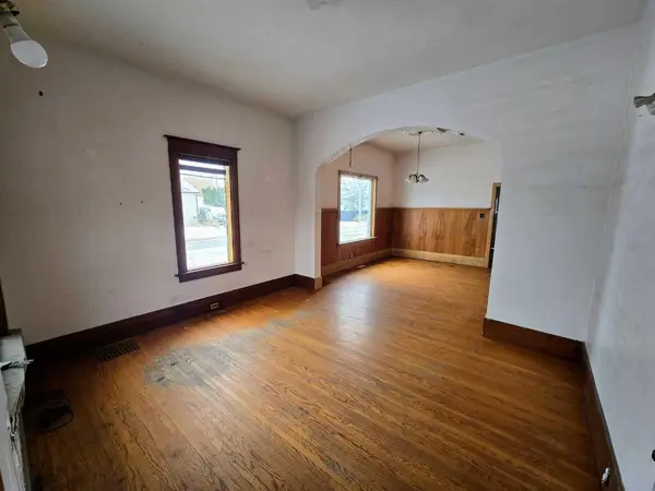 4802 47 Street, Stettler, AB T0C 2L2