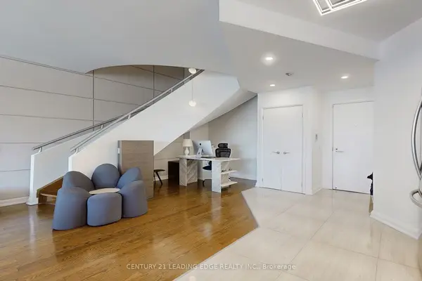 3 Mcalpine ST #502, Toronto C02, ON M5R 3T5