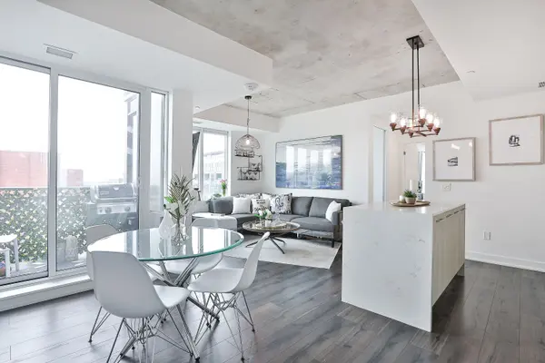 665 Kingston RD #503, Toronto E02, ON M4E 0B6