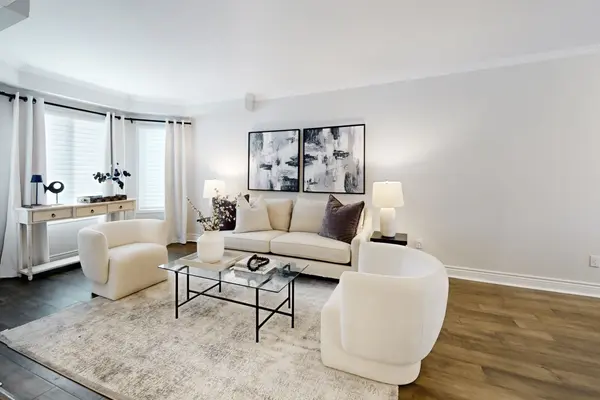 284 Lancrest ST, Pickering, ON L1V 6N3