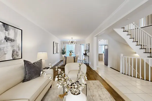 284 Lancrest ST, Pickering, ON L1V 6N3