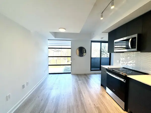 1604 Charles ST #126 B, Whitby, ON L1N 1B9