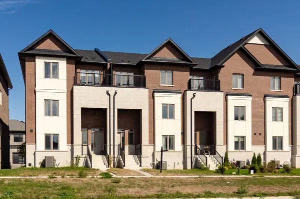 34 Alan Williams TRL, Uxbridge, ON L9P 0R6