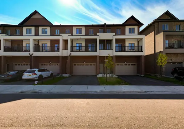 34 Alan Williams TRL, Uxbridge, ON L9P 0R6