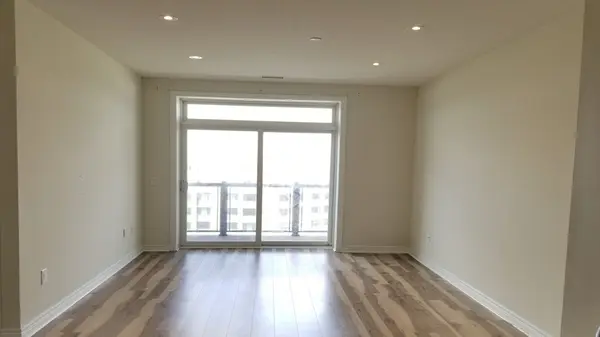 7325 Markham RD #727, Markham, ON L3S 3J9