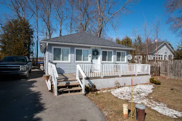 1253 Ramara RD, Ramara, ON L0K 1B0