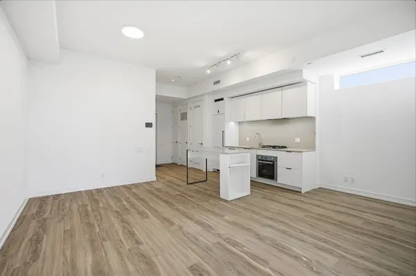 722 Marlee AVE #303, Toronto W04, ON M6B 3J7