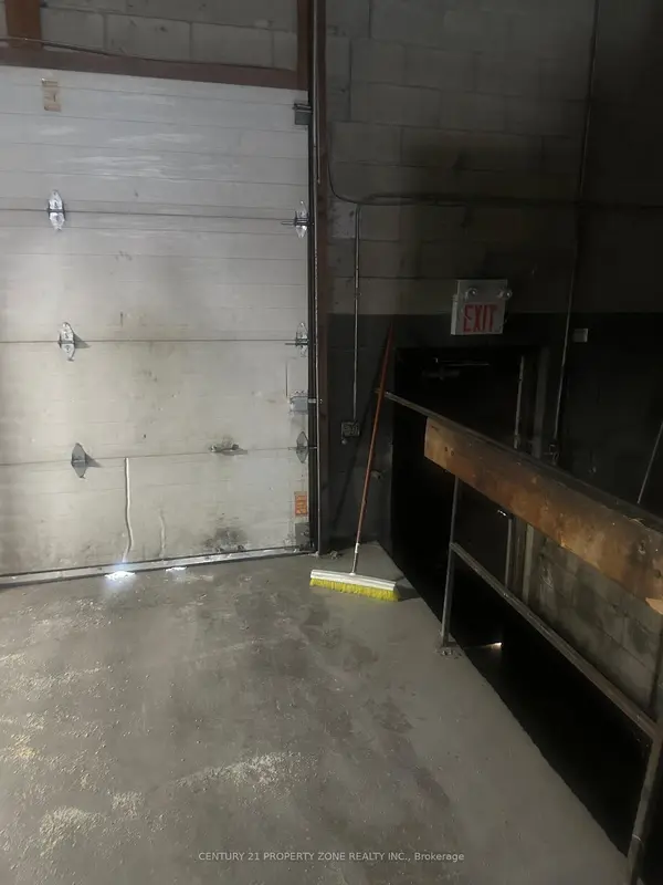 173 Advance BLVD #43/44, Brampton, ON L6T 4Z7