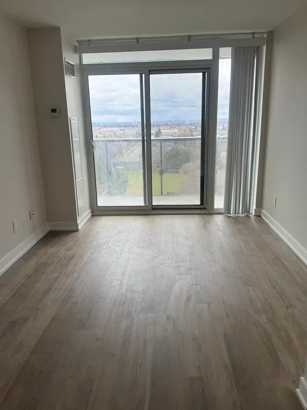 160 Flemington RD #1216, Toronto W04, ON M6A 1N6