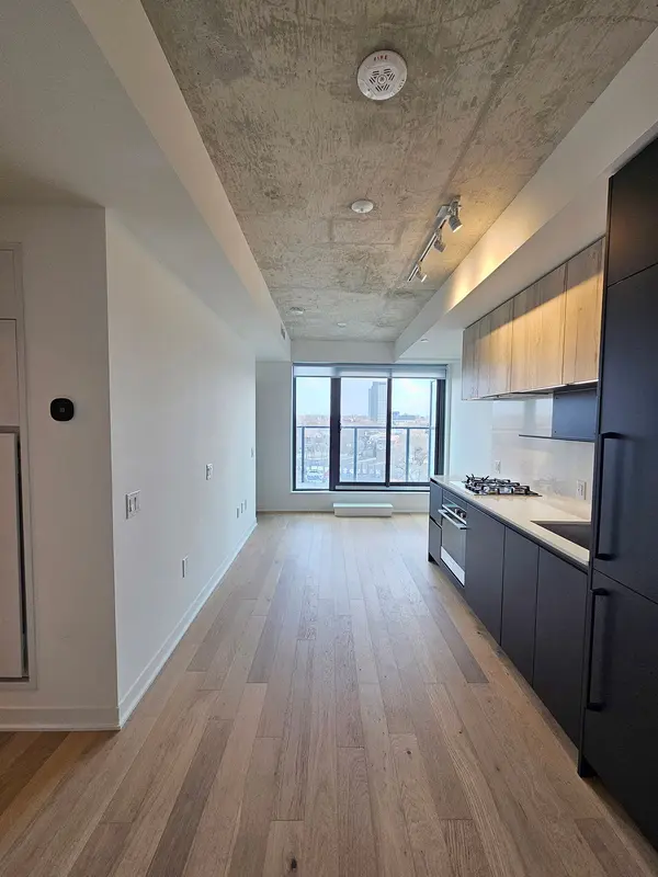 2625 Dundas ST W #706, Toronto W02, ON M6P 1X9