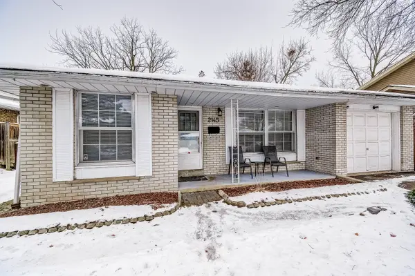 2145 Sandringham DR, Burlington, ON L7P 1T8