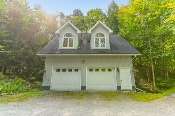 1003 Arnott LN, Dysart Et Al, ON K0M 1S0