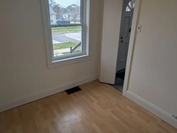 317 Maxwell ST, Sarnia, ON N7T 5C6