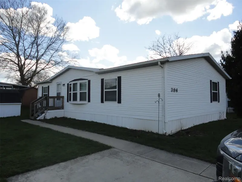 386 Blackwatch ST, Bedford Township, MI 48182