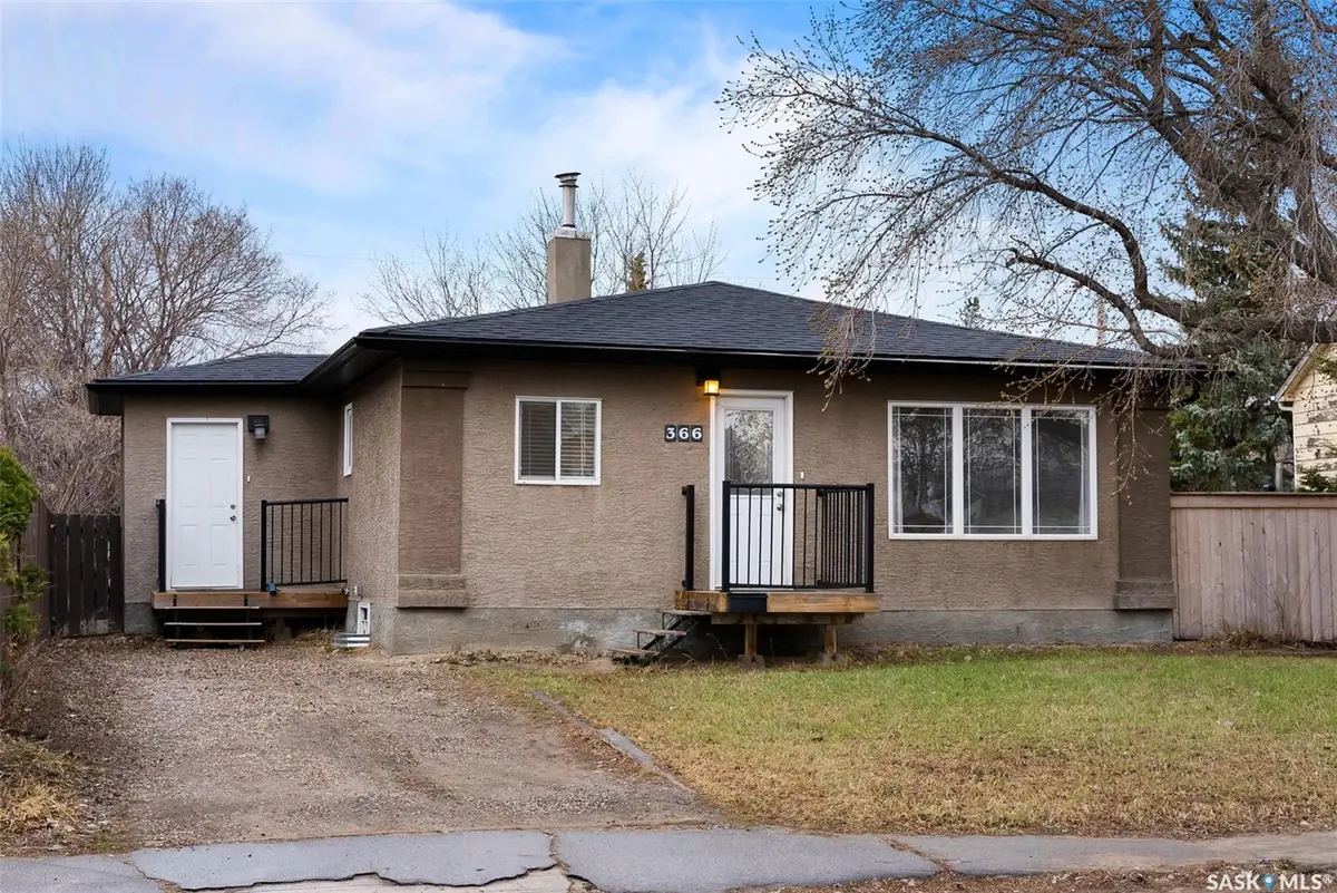 366 Halifax STREET, Regina, SK S4R 1T2