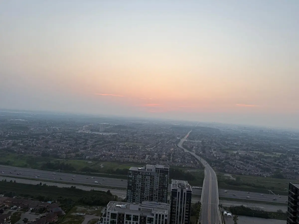 430 Square One DR #4911, Mississauga, ON L5B 0L6