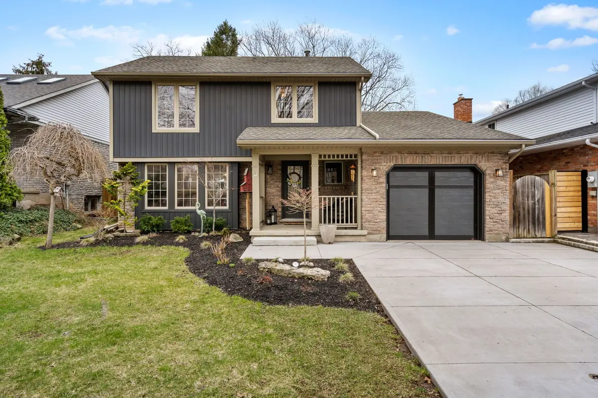 60 October DR, St. Catharines, ON L2N 6J6