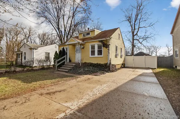 19134 Angling ST, Livonia, MI 48152