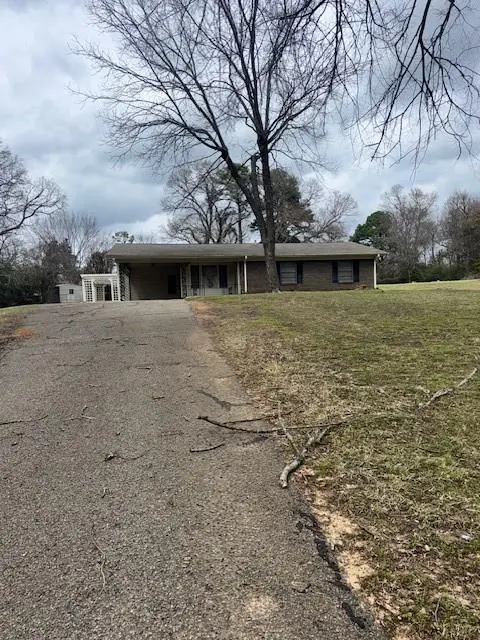 812 Lakeside Drive, Athens, TX 75751