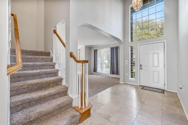 5452 Navajo Bridge Trail, Fort Worth, TX 76137