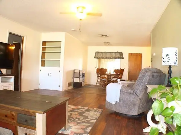 1016 Bois D Arc Street, Roscoe, TX 79545