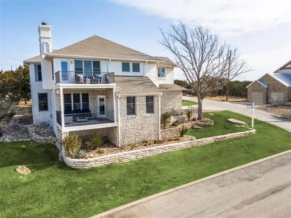 150 Bel Air Loop, Graford, TX 76449