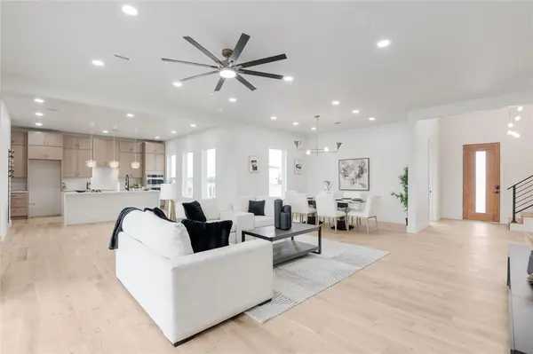 436 Whispering Way, Red Oak, TX 75154