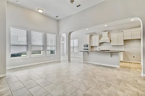 808 Lake Sierra Way, Little Elm, TX 75068