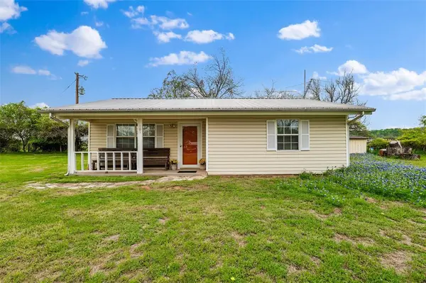 101 S Frio Court, Weatherford, TX 76087