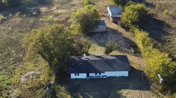 6957 FM 100, Honey Grove, TX 75446