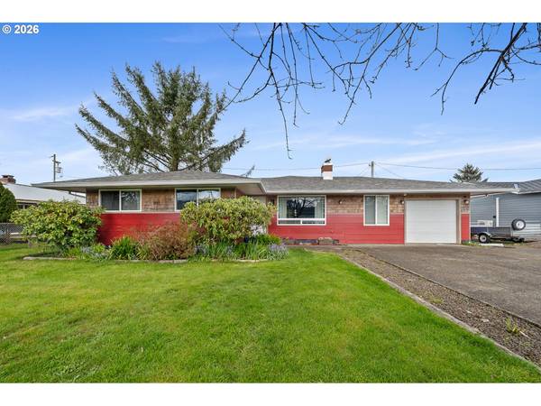 4204 DOGWOOD AVE, Tillamook, OR 97141