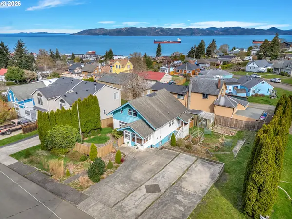 3586 IRVING AVE, Astoria, OR 97103