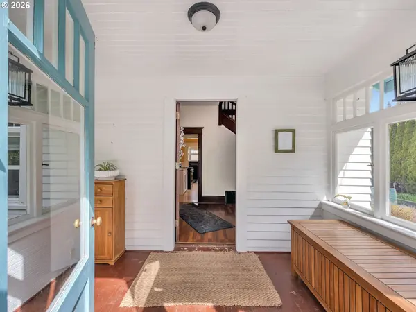 3586 IRVING AVE, Astoria, OR 97103