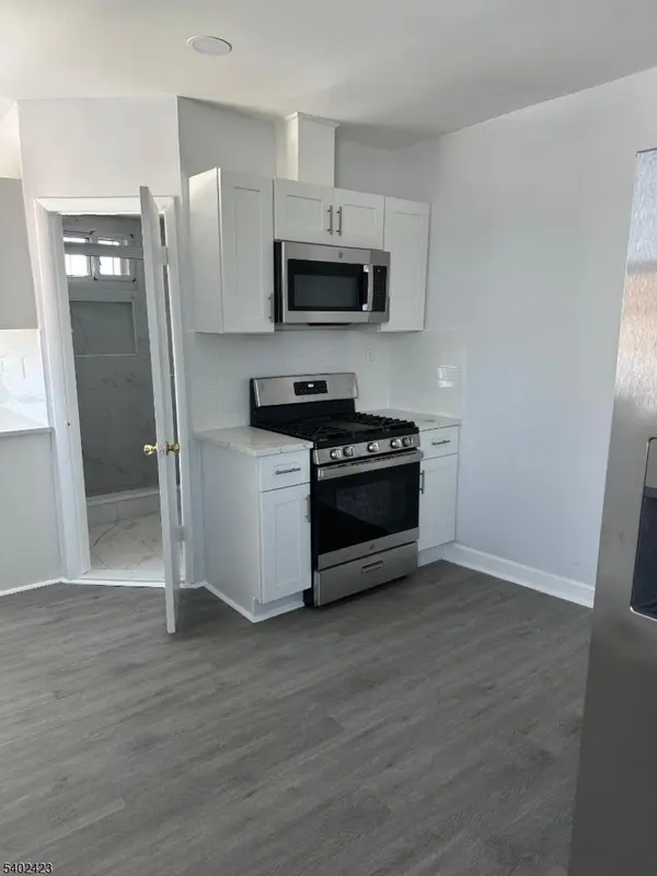 105 Broadway, Newark City, NJ 07104