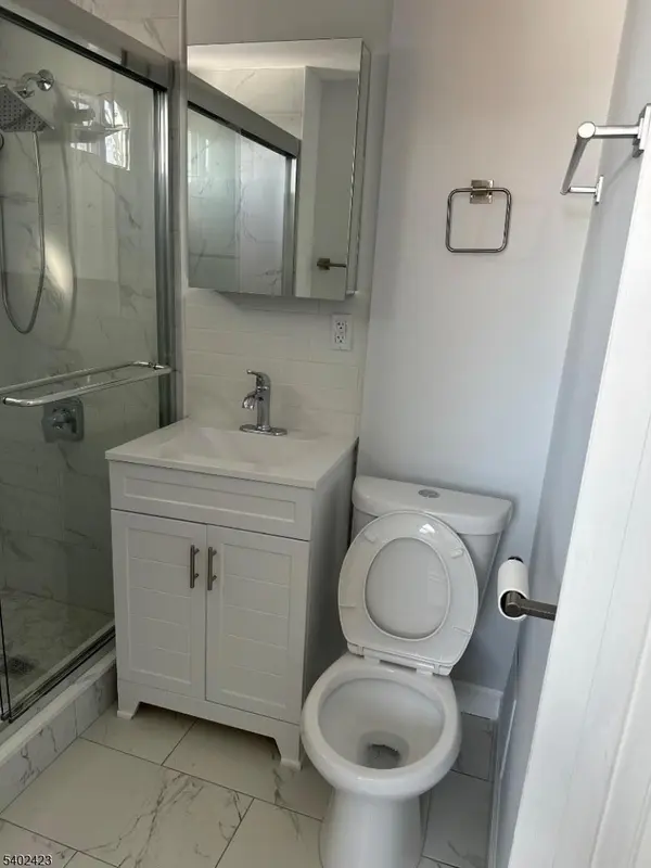 105 Broadway, Newark City, NJ 07104