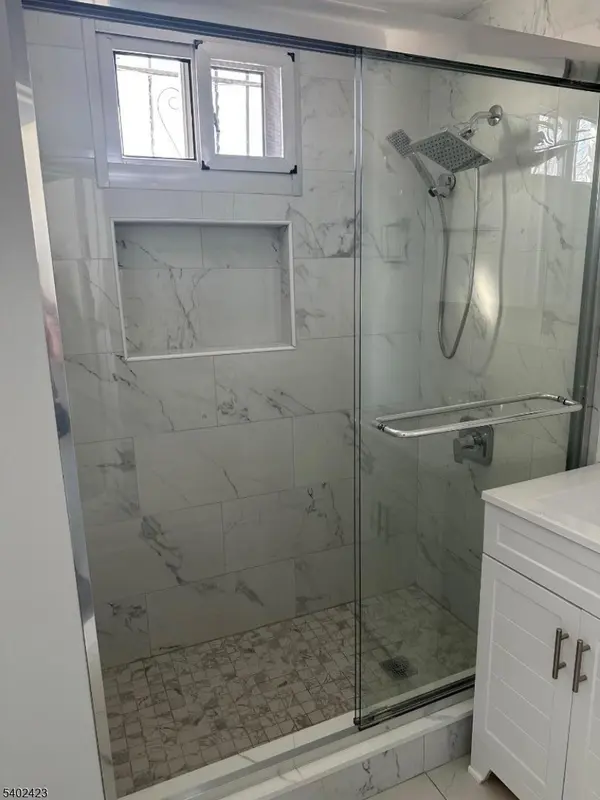 105 Broadway, Newark City, NJ 07104