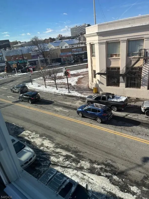 105 Broadway, Newark City, NJ 07104