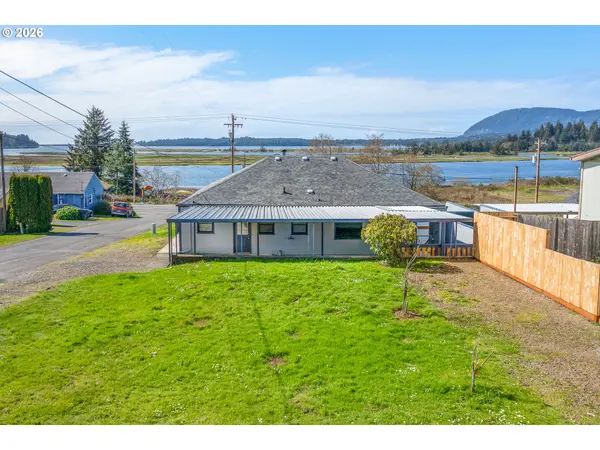 67 SPRUCE ST, Wheeler, OR 97147